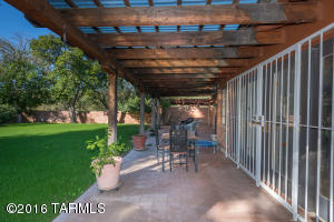 7041 E River Rd, Tucson, AZ 85750 photo 2