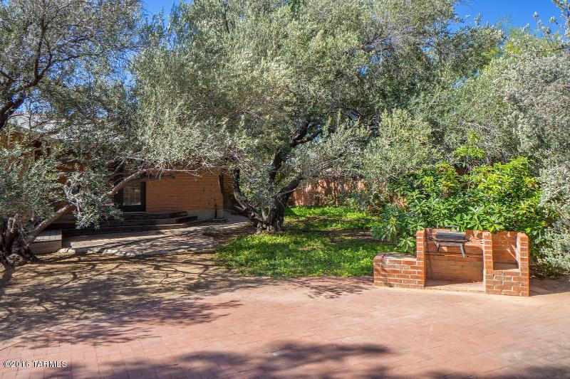 1133 E Hampton St, Tucson, AZ 85719 photo 6
