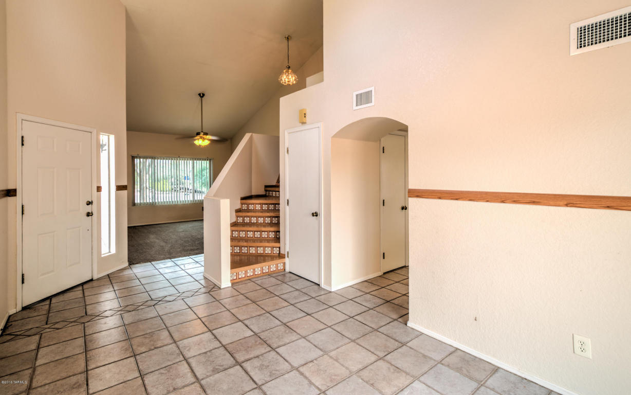 4727 W Latchstring Ct, Tucson, AZ 85741 photo 7