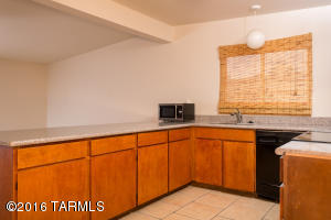 9072 E Cooper St, Tucson, AZ 85710 photo 10