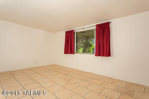 9072 E Cooper St, Tucson, AZ 85710 photo 13