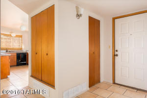 9072 E Cooper St, Tucson, AZ 85710 photo 7