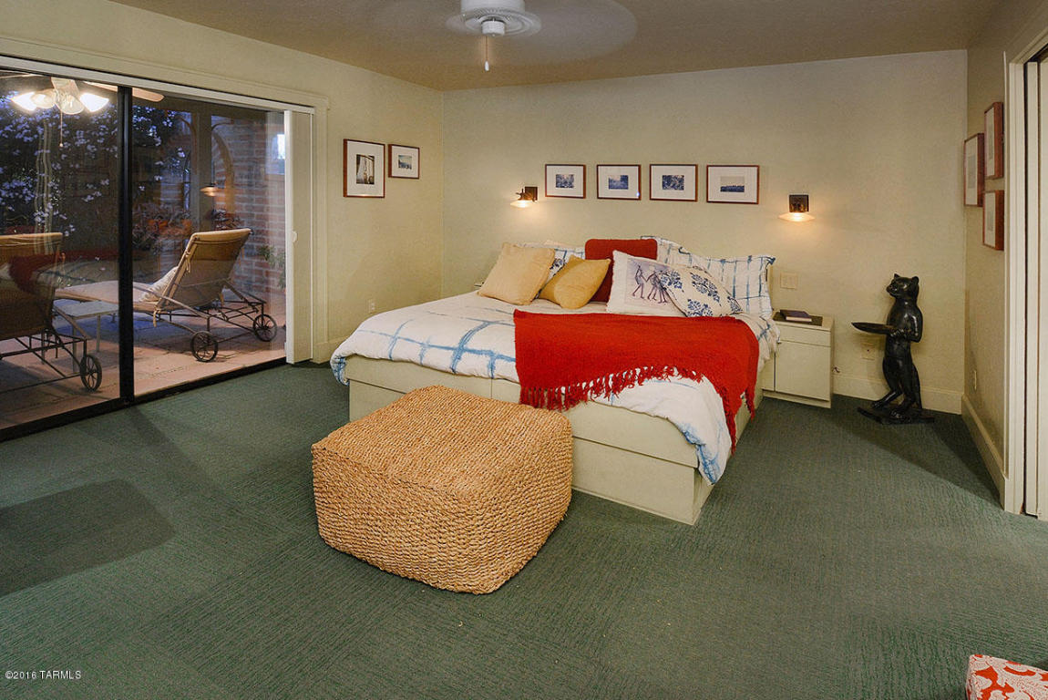 2140 E Circulo Solaz, Tucson, AZ 85718 photo 16