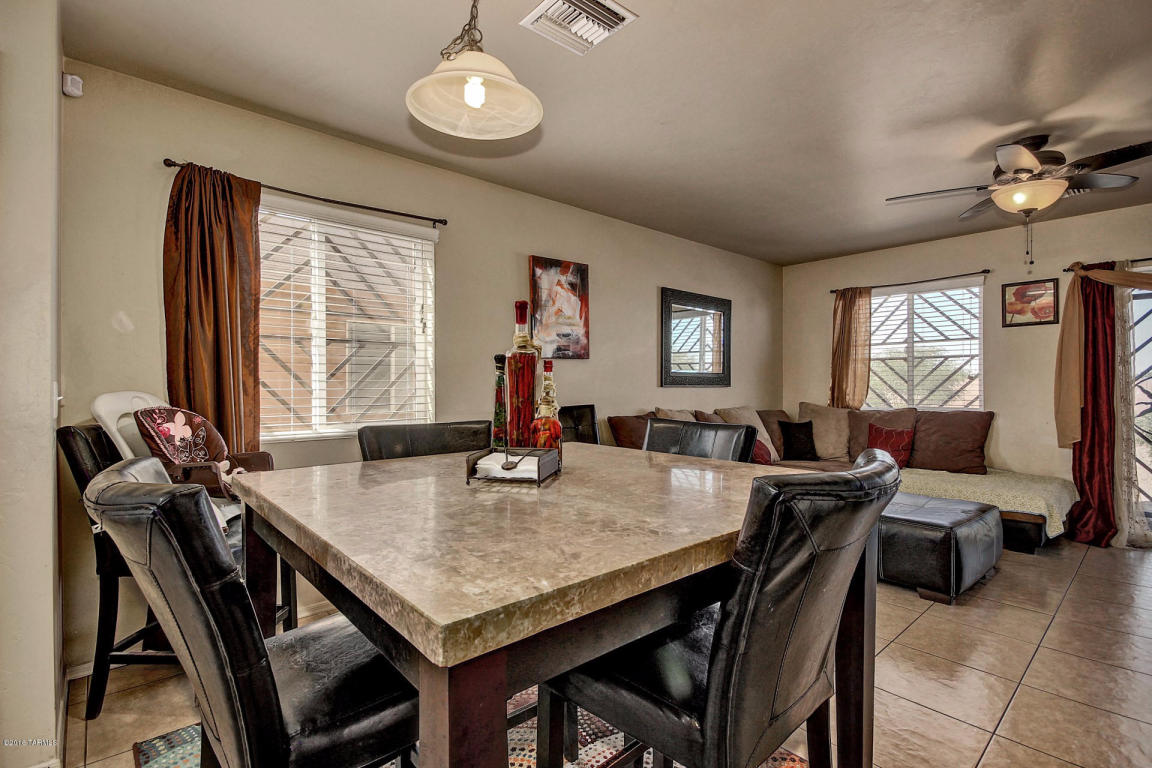 905 E Robert Hansen Dr, Tucson, AZ 85706 photo 8
