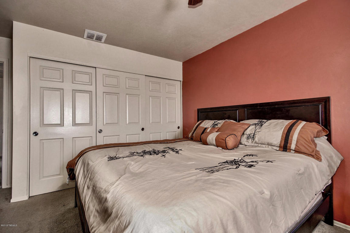 905 E Robert Hansen Dr, Tucson, AZ 85706 photo 18