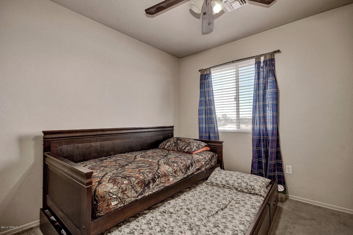 905 E Robert Hansen Dr, Tucson, AZ 85706 photo 15