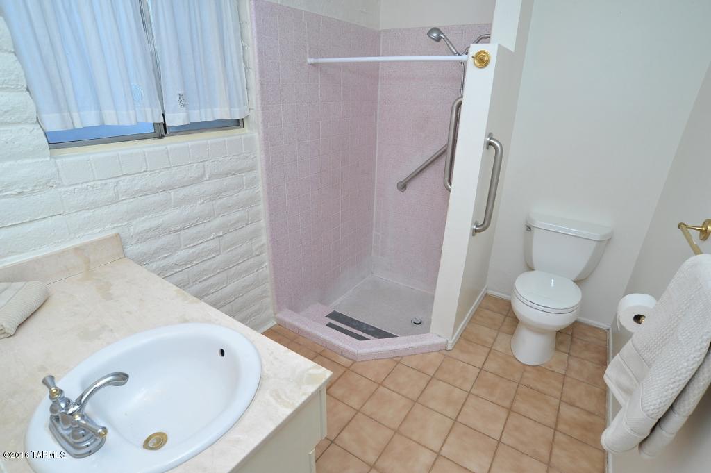 8448 E Rawhide Trl, Tucson, AZ 85750 photo 17