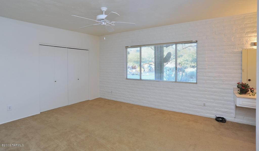 8448 E Rawhide Trl, Tucson, AZ 85750 photo 7