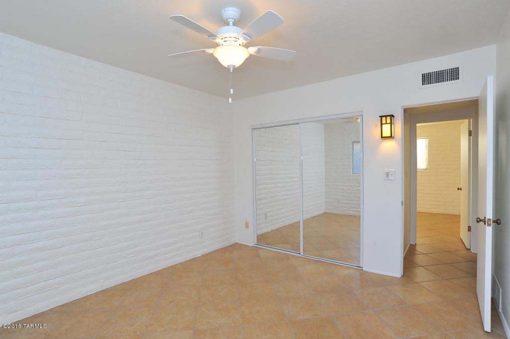 8448 E Rawhide Trl, Tucson, AZ 85750 photo 18