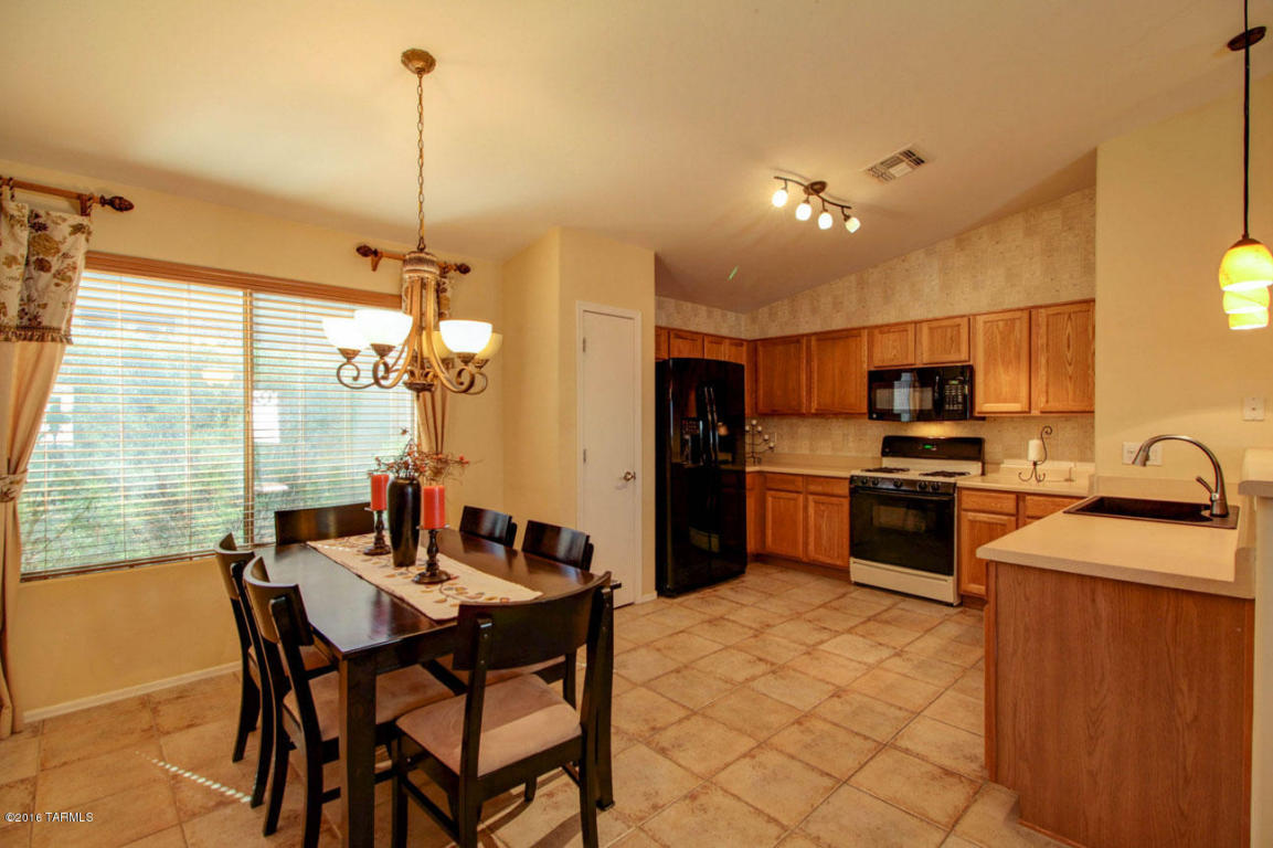 12651 E Red Iron Trl, Vail, AZ 85641 photo 6