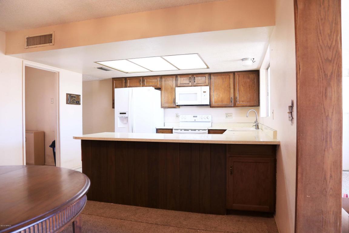 9225 E Baker St, Tucson, AZ 85710 photo 9
