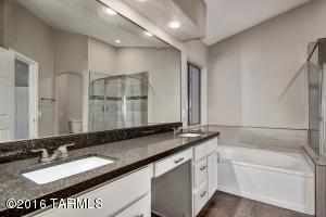 9853 E Murchison Pl, Tucson, AZ 85748 photo 18