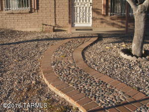2129 E Wedwick St, Tucson, AZ 85706 photo 3