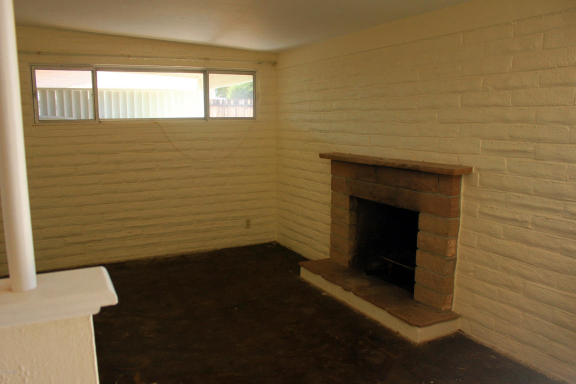 8061 Eli St, Tucson, AZ 85710 photo 4