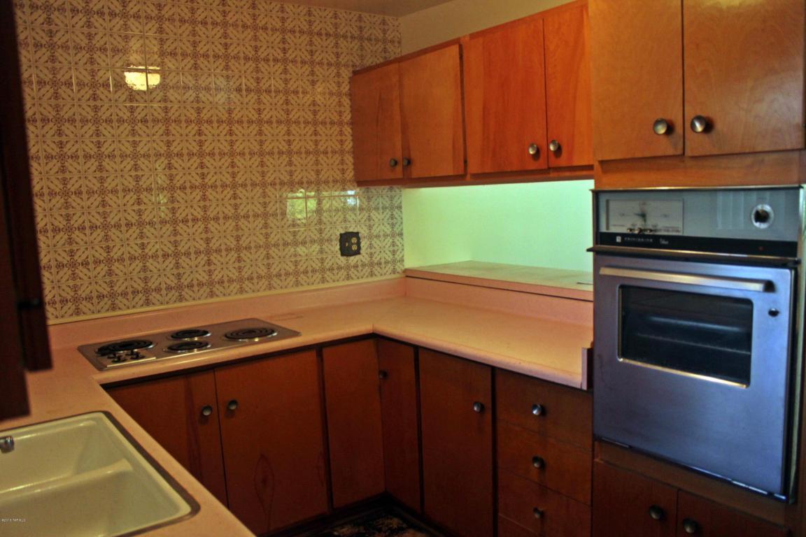 8061 Eli St, Tucson, AZ 85710 photo 7