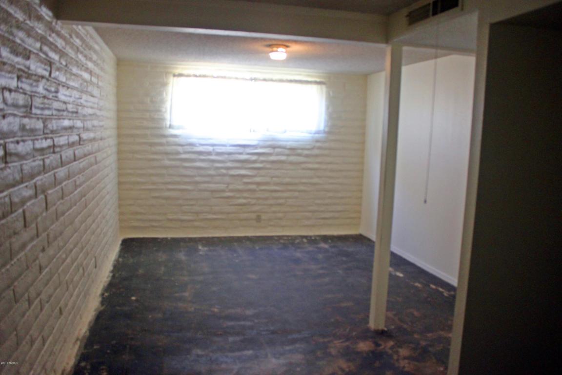8061 Eli St, Tucson, AZ 85710 photo 18