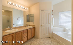 890 S Willis Ave, Vail, AZ 85641 photo 16