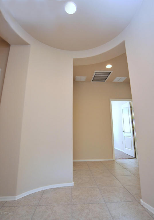 3949 E Isaiah Dr, Tucson, AZ 85706 photo 9