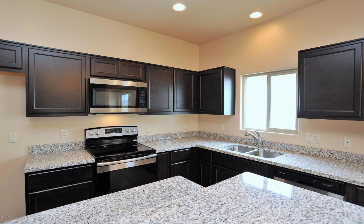 3949 E Isaiah Dr, Tucson, AZ 85706 photo 16