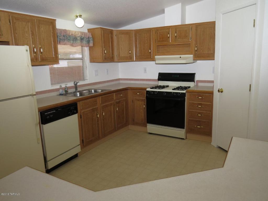 1049 Easy St, Tucson, AZ 85719 photo 6