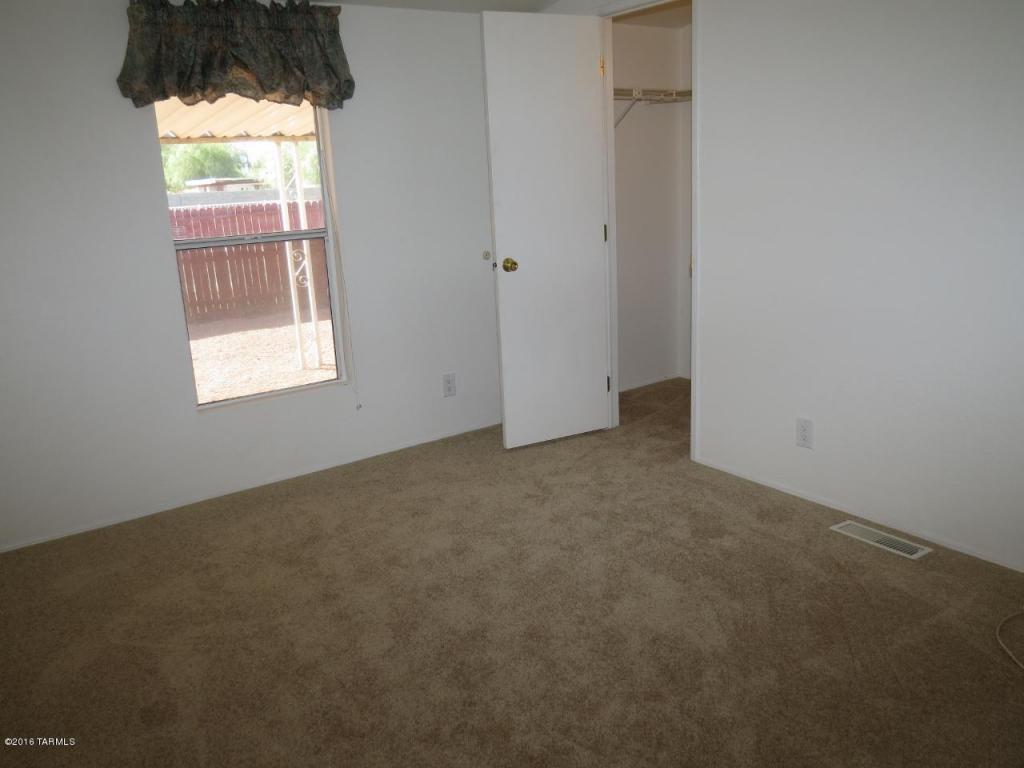 1049 Easy St, Tucson, AZ 85719 photo 17