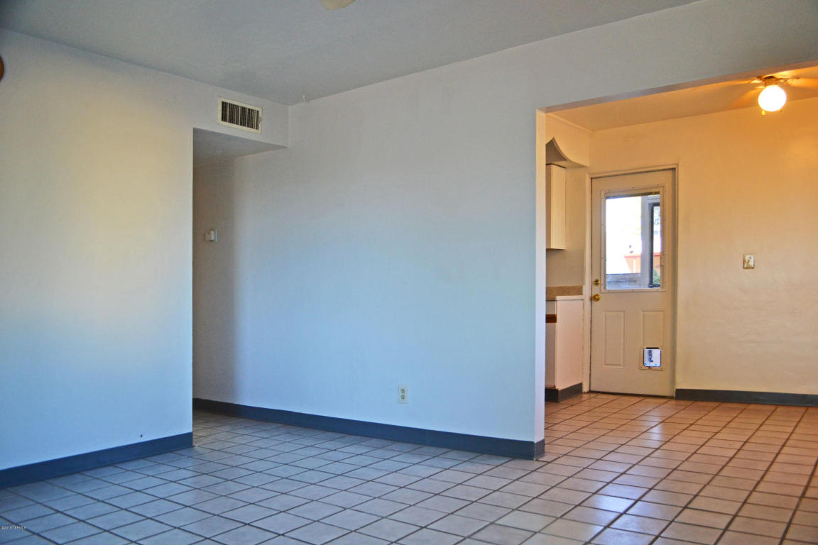 4559 E 14th St, Tucson, AZ 85711 photo 7