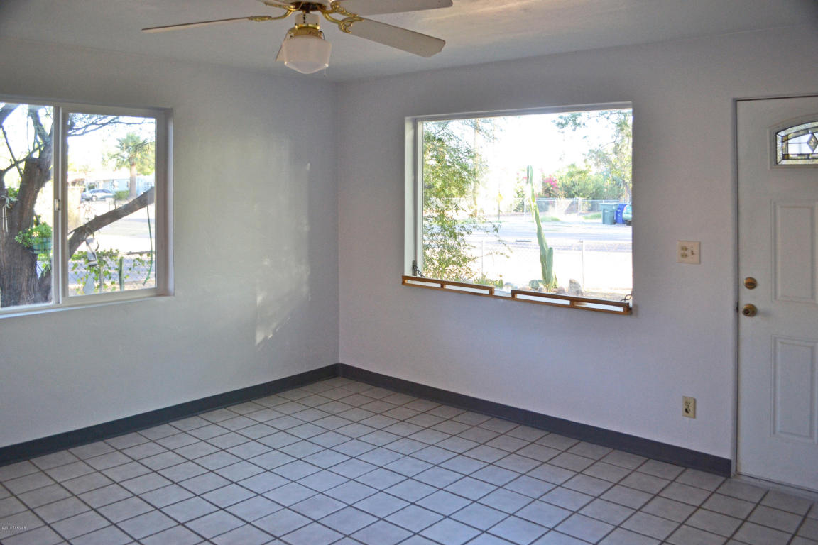 4559 E 14th St, Tucson, AZ 85711 photo 6