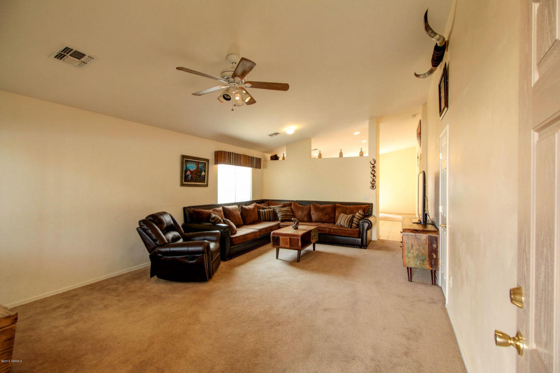 81 W Eric Dorman St, Vail, AZ 85641 photo 3