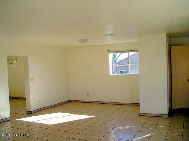 555 E 7th St, Benson, AZ 85602 photo 3