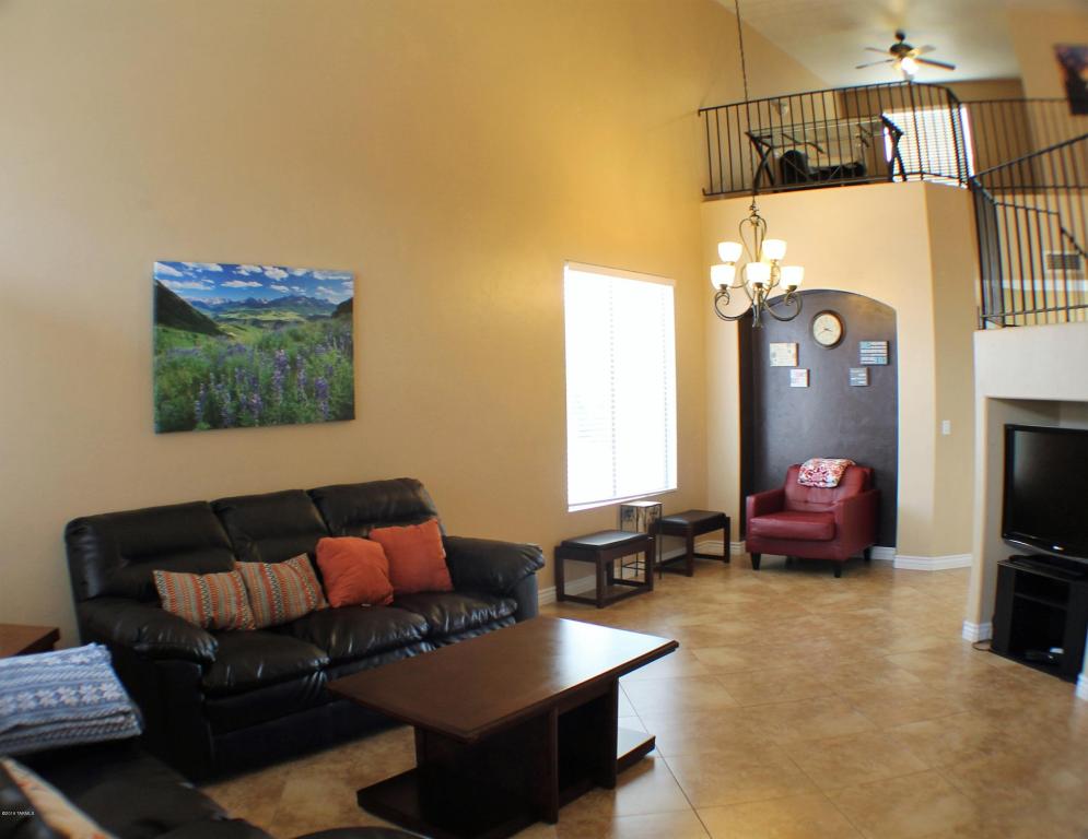 8848 E Meadow Spring Pl, Tucson, AZ 85747 photo 4