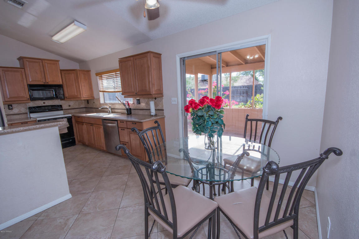 10582 E Keystone Rd, Tucson, AZ 85730 photo 6