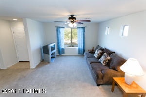 10605 E Singing Canyon Dr, Tucson, AZ 85747 photo 4