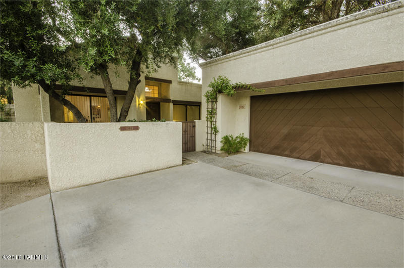 9239 E Lakeside Ct, Tucson, AZ 85749 photo 5