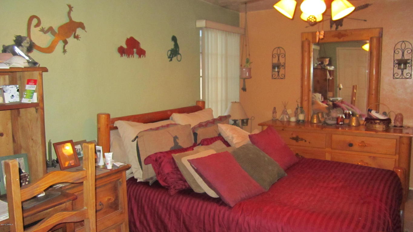 3352 E 27th St, Tucson, AZ 85713 photo 11