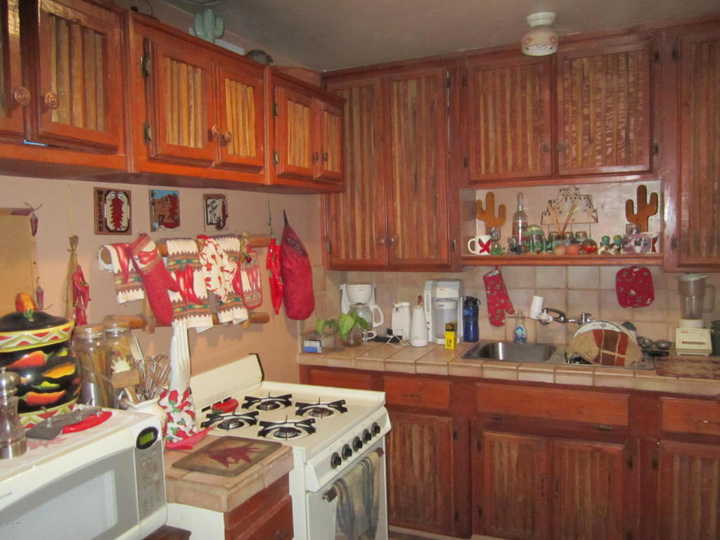 3352 E 27th St, Tucson, AZ 85713 photo 3