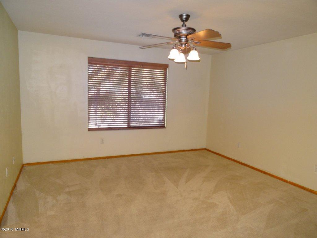 5865 E Chaucers Dr, Tucson, AZ 85756 photo 12