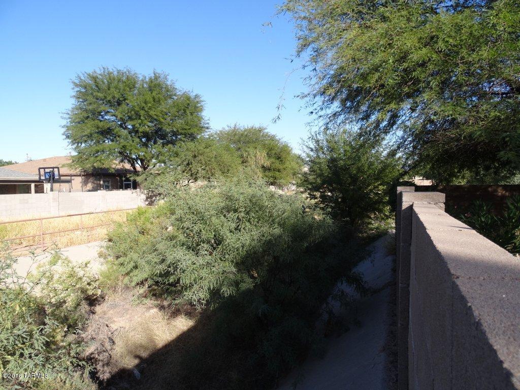 5865 E Chaucers Dr, Tucson, AZ 85756 photo 28