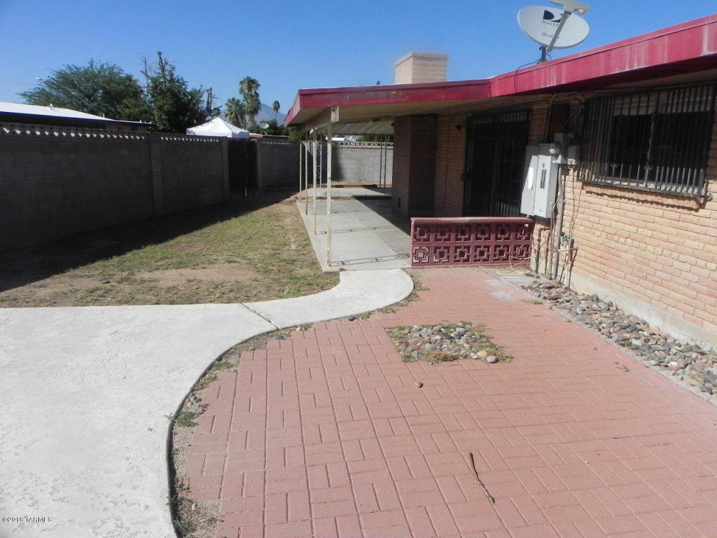 9018 E 33rd Pl, Tucson, AZ 85710 photo 23