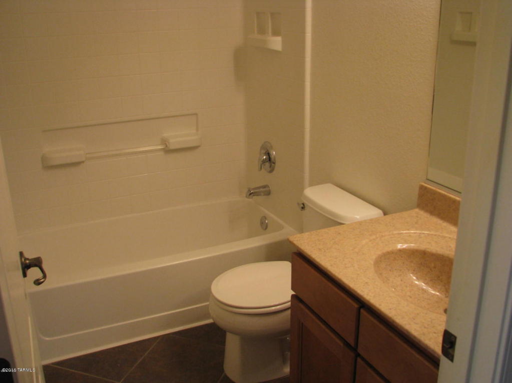 8455 S Egyptian Dr, Tucson, AZ 85747 photo 6
