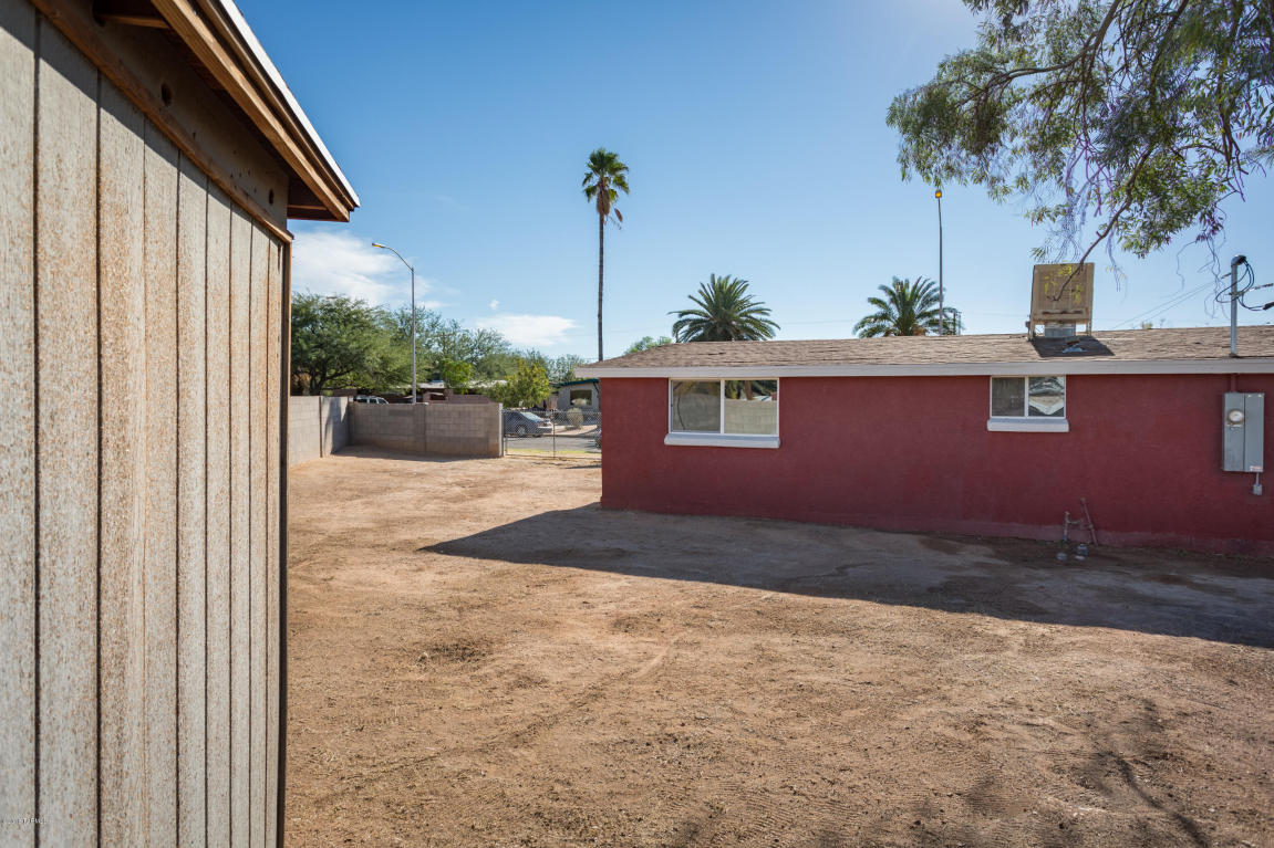 2331 E Warwick Vis, Tucson, AZ 85713 photo 19