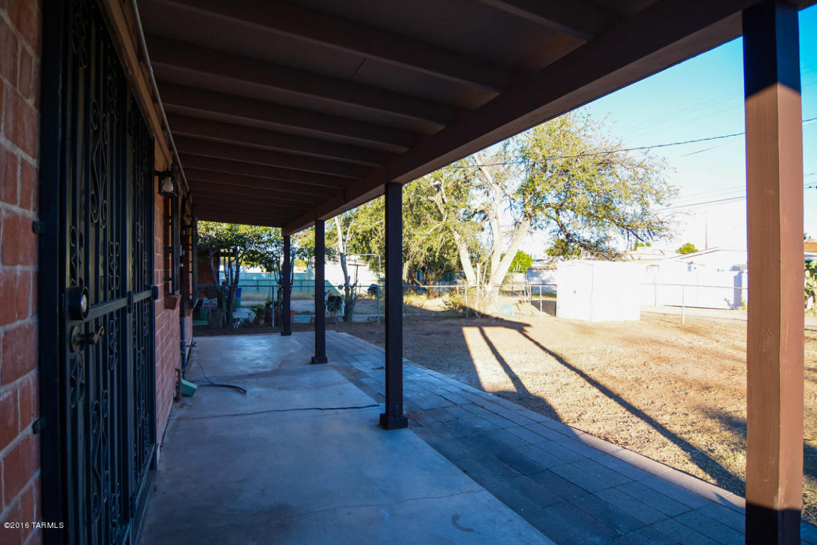 2419 E Beverly Dr, Tucson, AZ 85719 photo 6