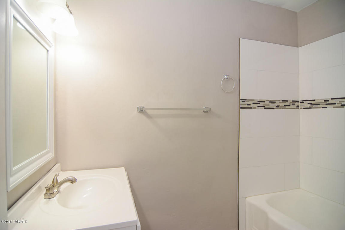 2419 E Beverly Dr, Tucson, AZ 85719 photo 10