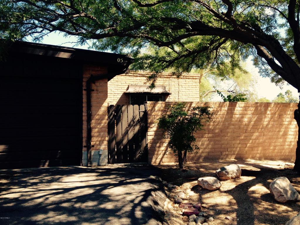 5 E Mediterranean Dr, Tucson, AZ 85704 photo 2