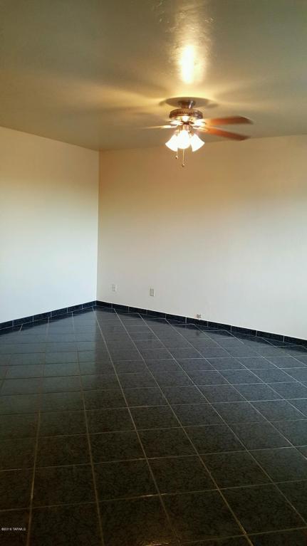 901 E 33rd St, Tucson, AZ 85713 photo 3