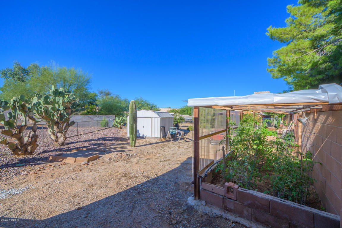 10040 Eric Alan Pl, Tucson, AZ 85748 photo 12