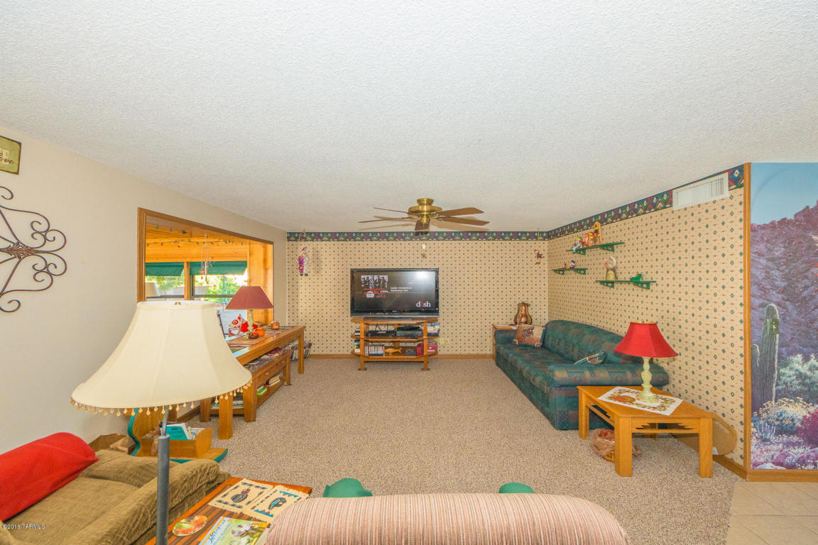 10040 Eric Alan Pl, Tucson, AZ 85748 photo 4