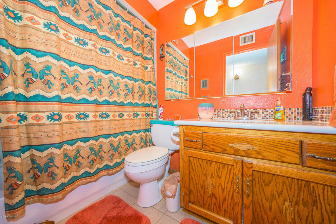 10040 Eric Alan Pl, Tucson, AZ 85748 photo 17
