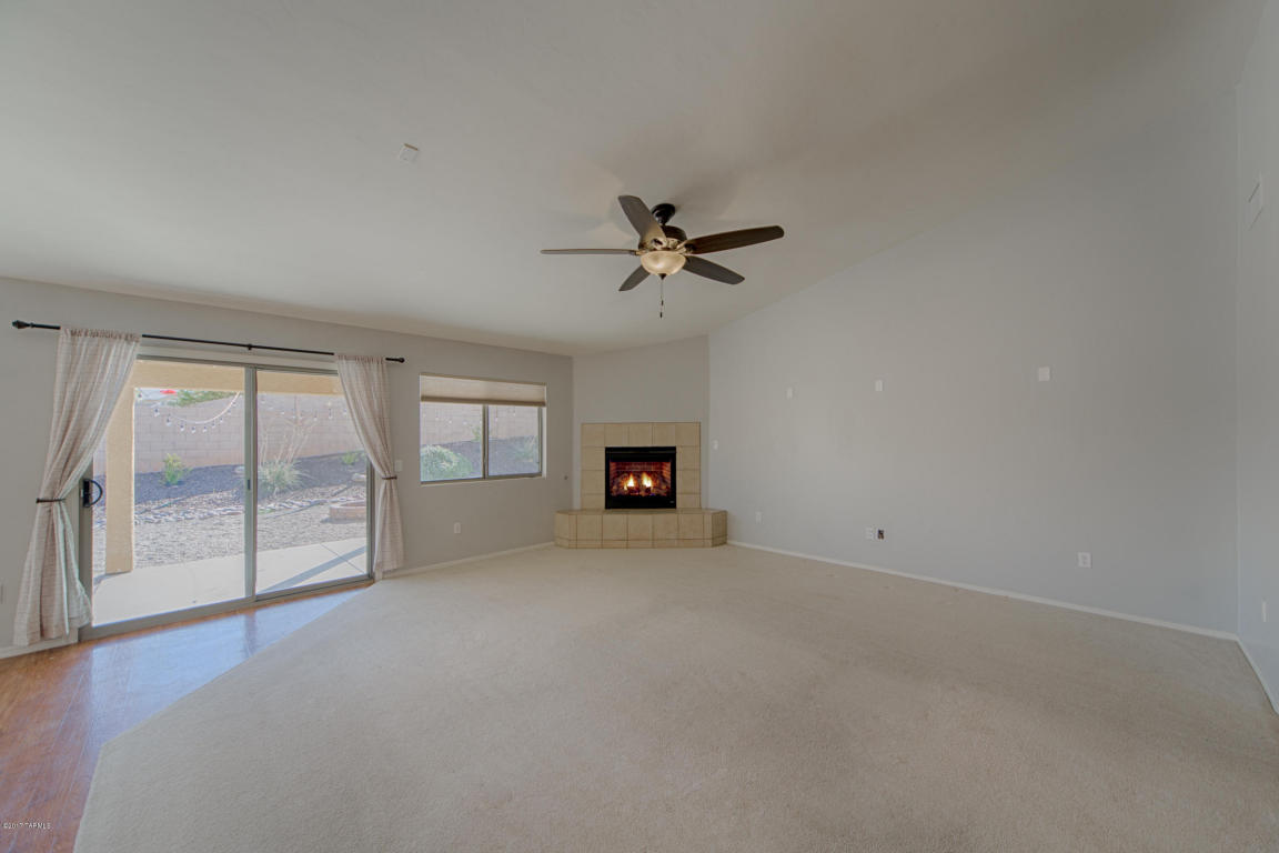 1009 S Willis Ave, Vail, AZ 85641 photo 5