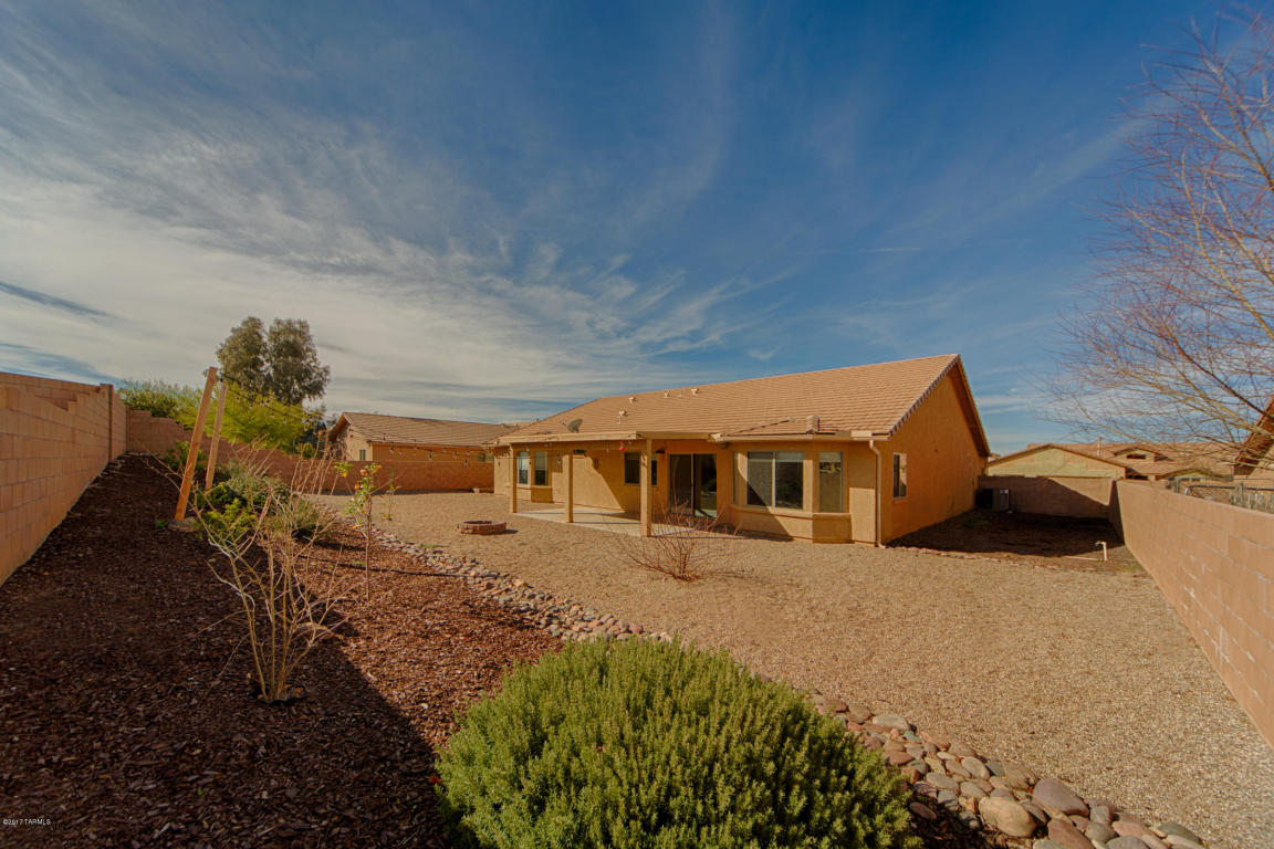 1009 S Willis Ave, Vail, AZ 85641 photo 2