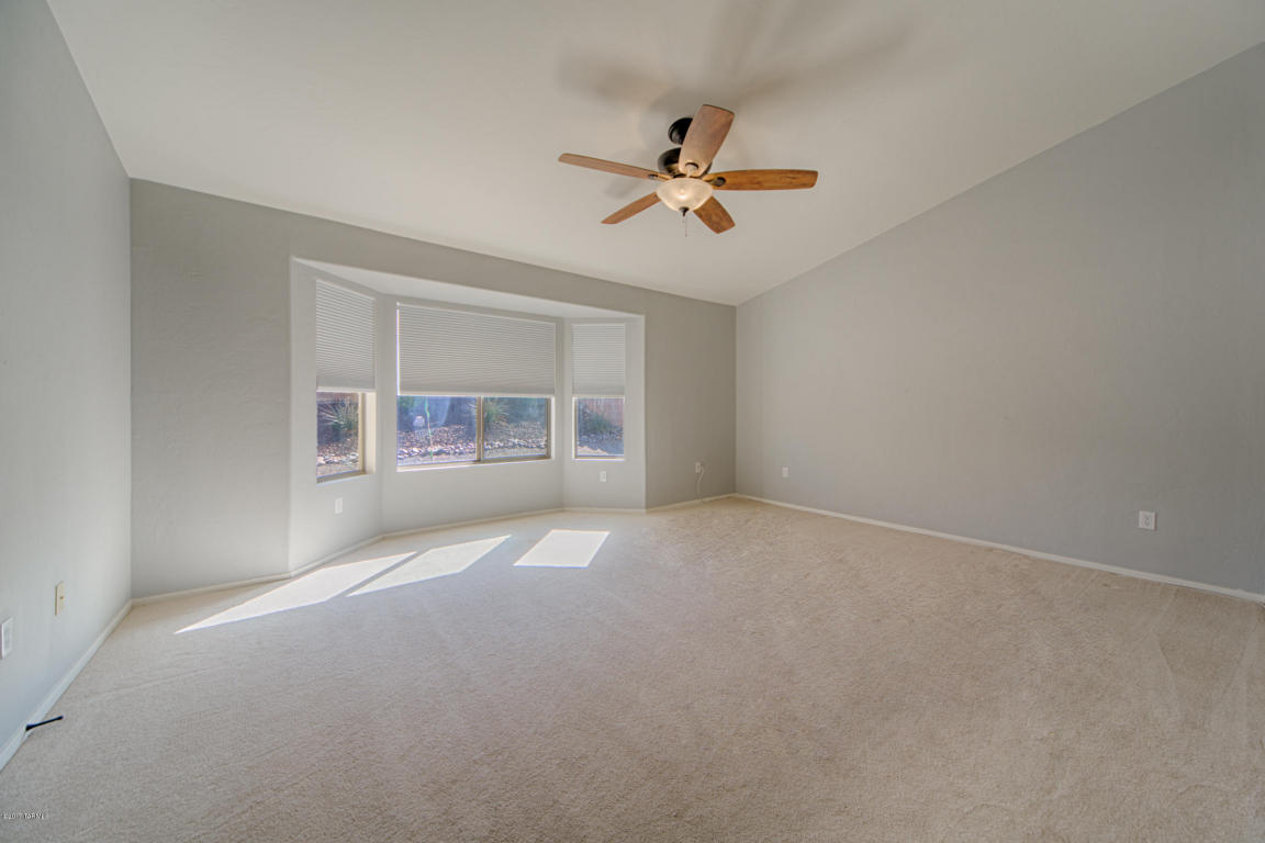 1009 S Willis Ave, Vail, AZ 85641 photo 9
